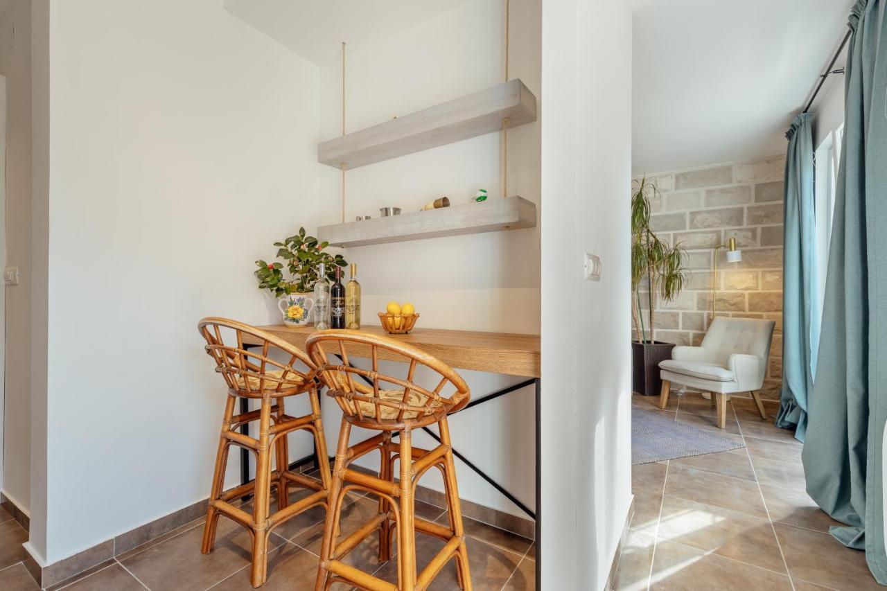 Stylish Mini-House With Garden & Beach Bijela Esterno foto