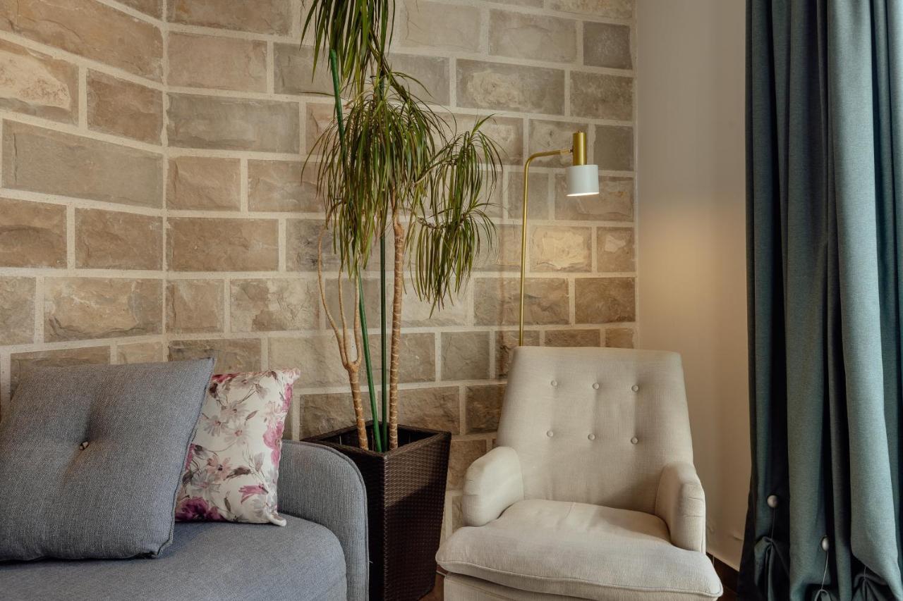 Stylish Mini-House With Garden & Beach Bijela Esterno foto